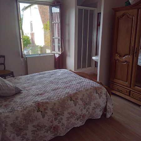 Hotel Aurelie Saint-Pierre-le-Moûtier Zewnętrze zdjęcie